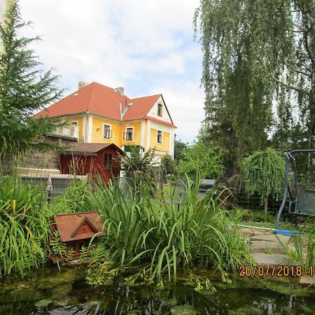 Fara Choustníkovo Hradiště Choustnikovo Hradiste Exterior foto