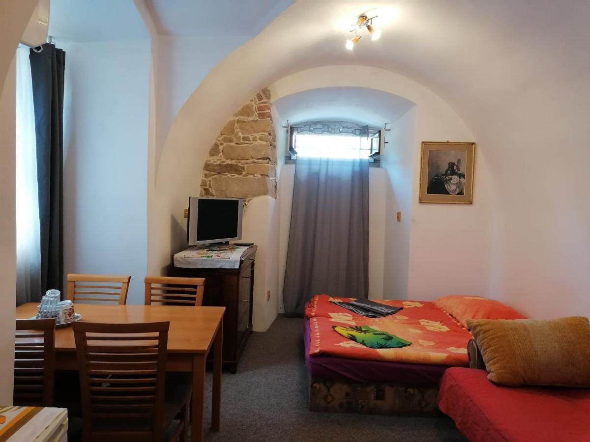 Fara Choustníkovo Hradiště Choustnikovo Hradiste Exterior foto