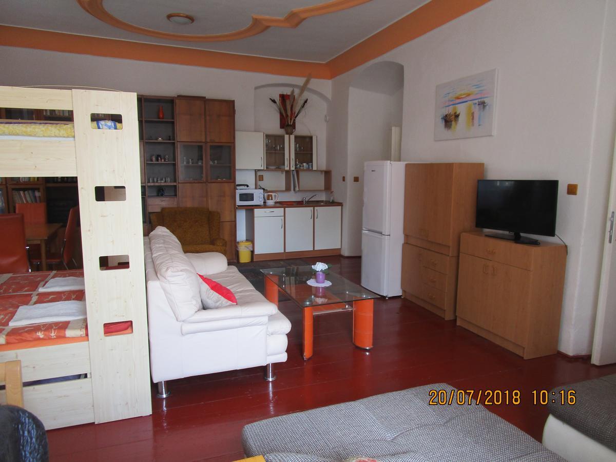 Fara Choustníkovo Hradiště Choustnikovo Hradiste Exterior foto